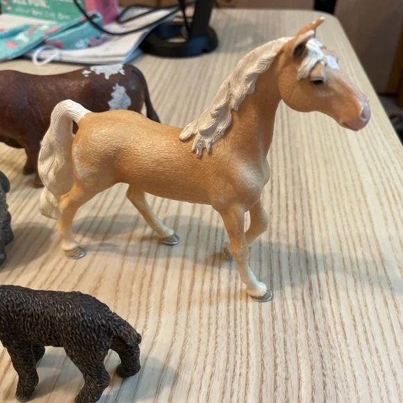 A lot of five Schleich Toys Long Horn Bull Horse Fox Hippo Baby Burrow - Picture 5 of 6